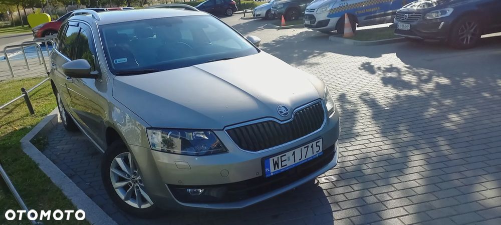 Skoda Octavia 1.4 TSI Ambition DSG - 2