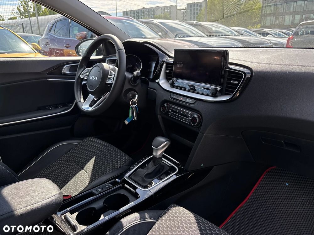 Kia XCeed 1.5 T-GDI L DCT - 11