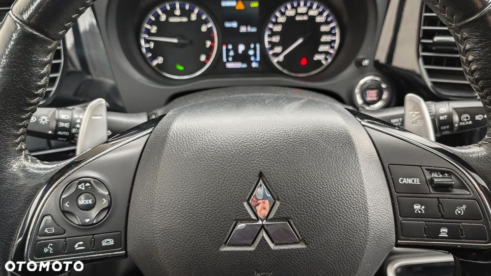 Mitsubishi Outlander 2.0 4WD CVT Diamant Edition+ - 30