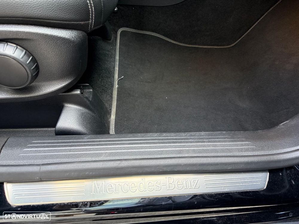 Mercedes-Benz GLB 180 7G-DCT Progressive - 27
