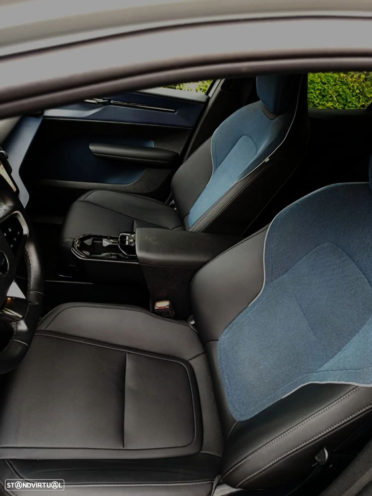 Volvo EX30 69 kWh Single Motor Extended Range Core - 4