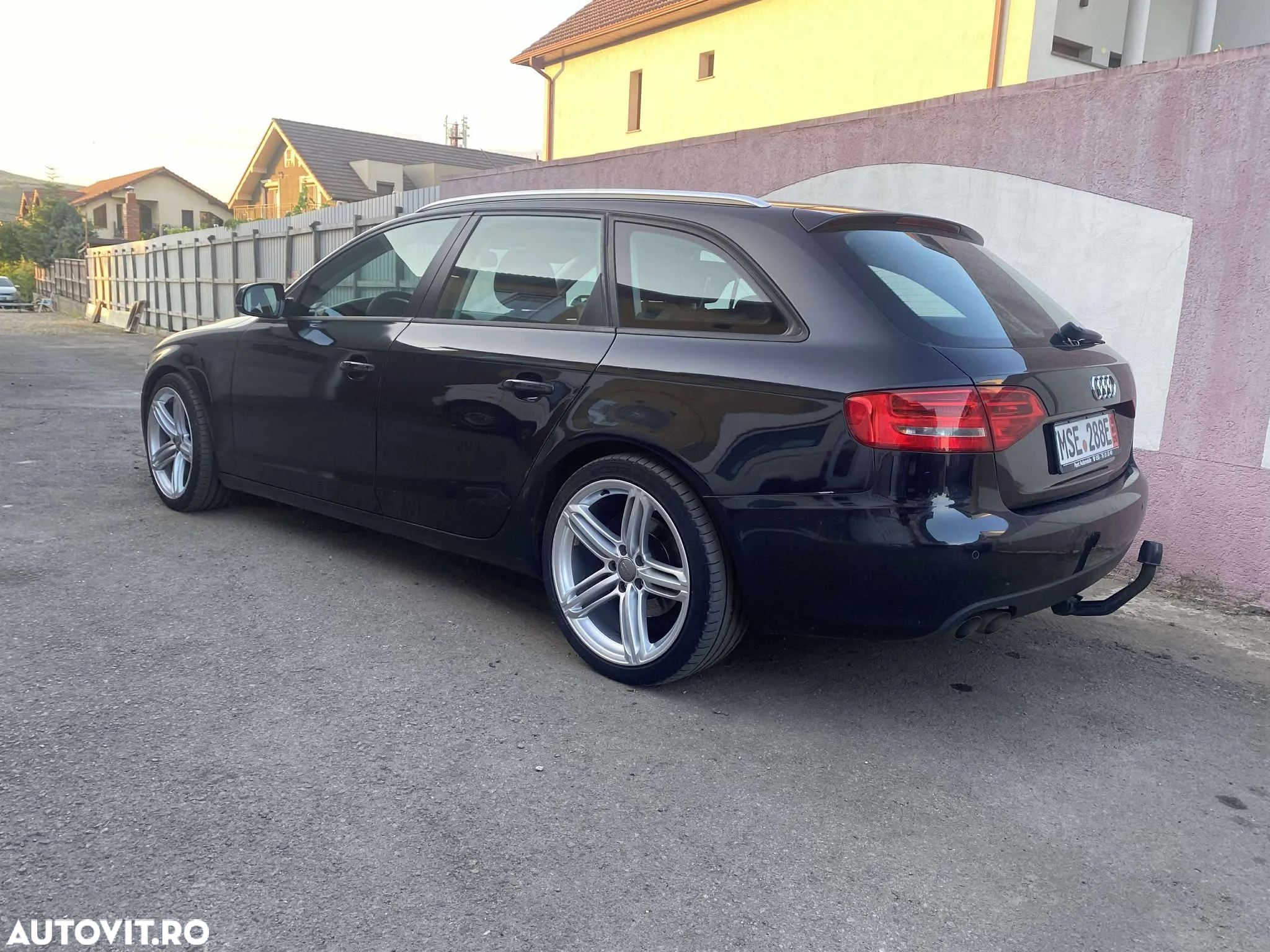 Audi A4 Avant 2.0 TDI DPF Ambiente - 10