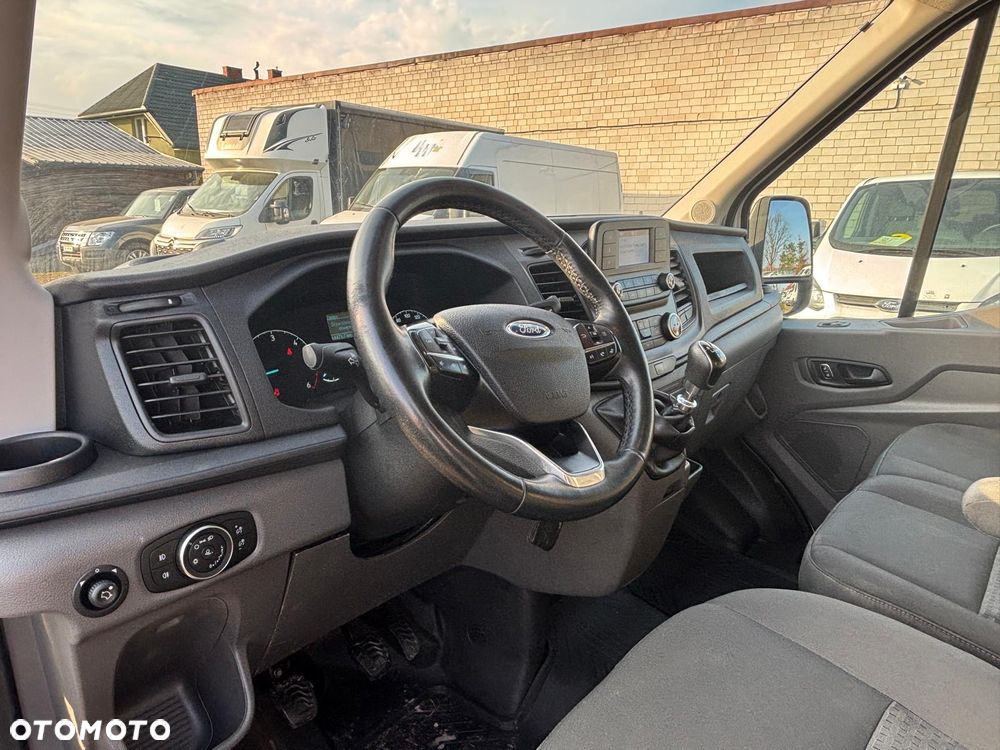 Ford Transit - 17