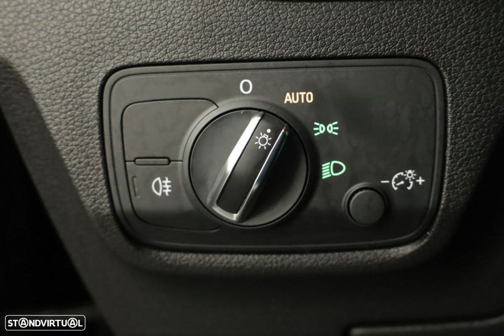 Audi Q2 30 TFSI Advanced - 17