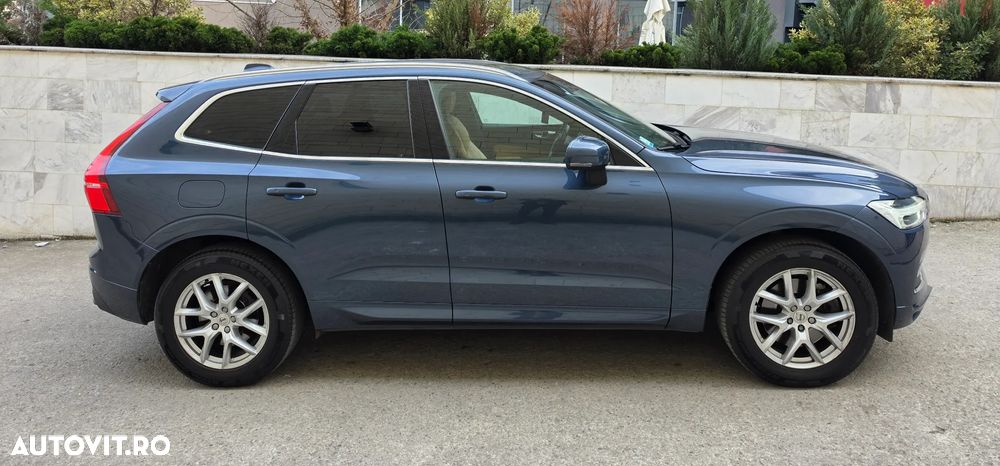 Volvo XC 60 D4 AWD Geartronic Momentum - 4