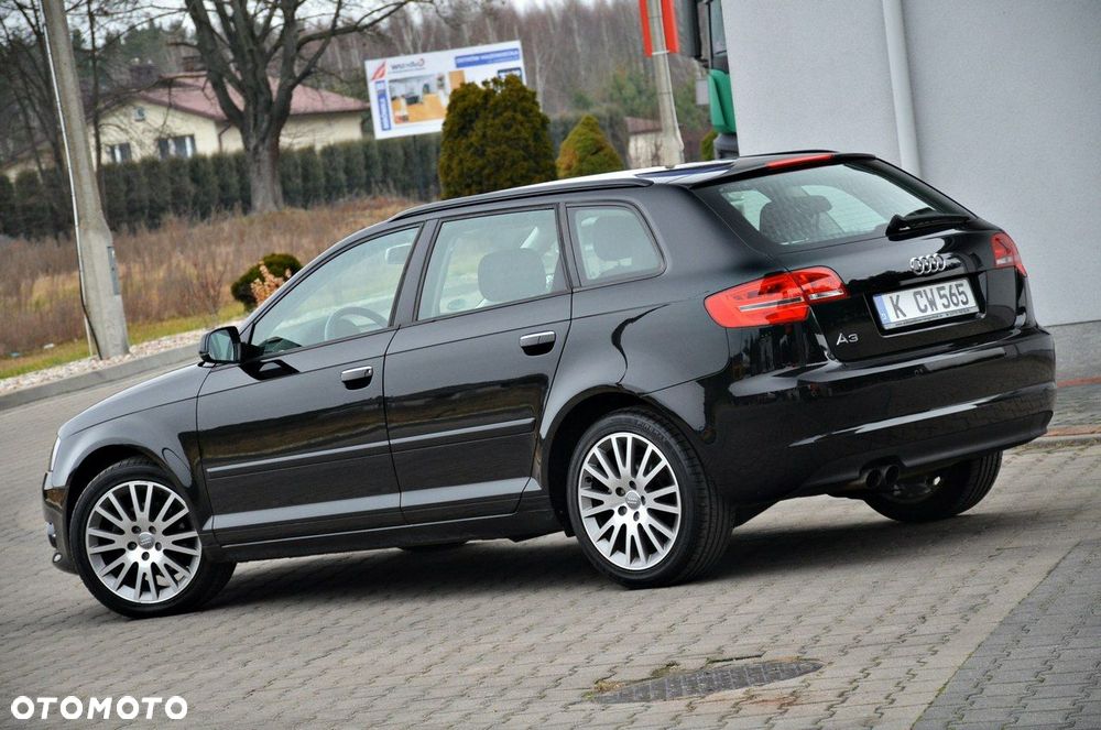 Audi A3 Sportback - 12