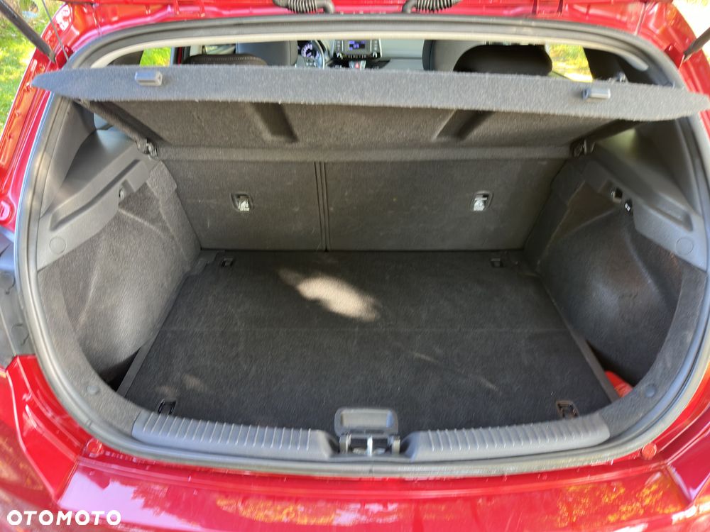 Hyundai i30 - 23
