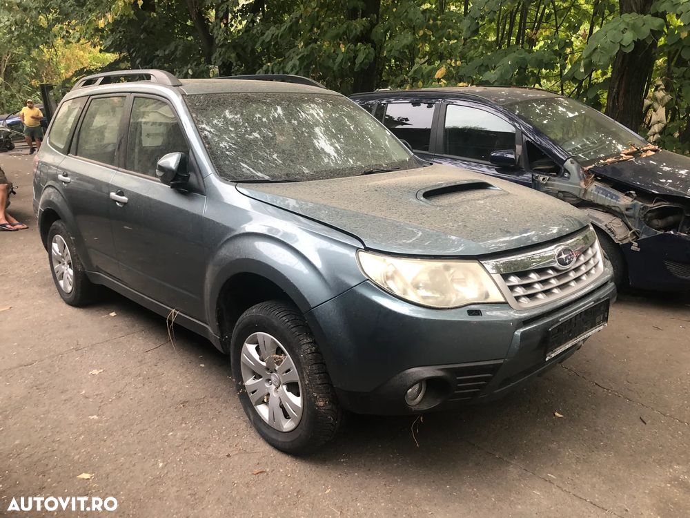 Dezmembrez Subaru Forester 2009 gri verzui 2.0 diesel - 14