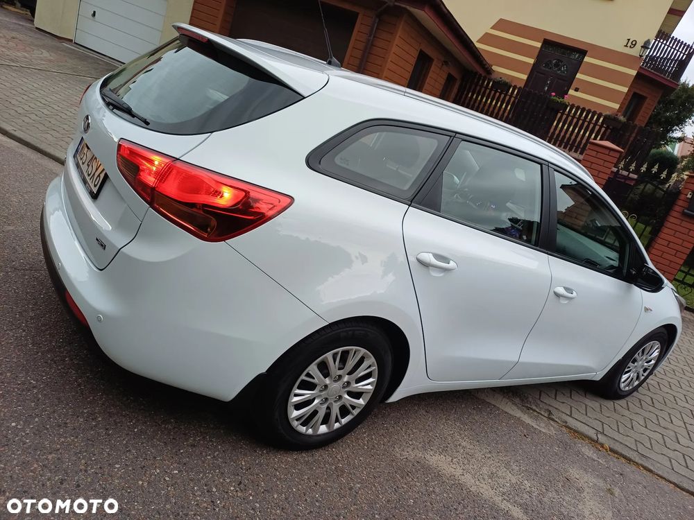 Kia Ceed - 29