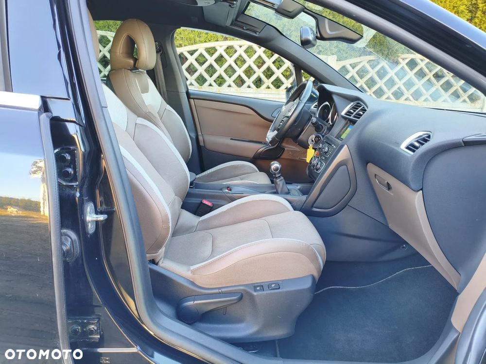 Citroën DS4 2.0 BlueHDi SoChic S&S - 18