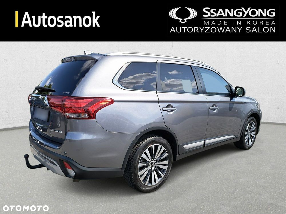 Mitsubishi Outlander 2.0 Instyle SDA 4WD CVT - 5