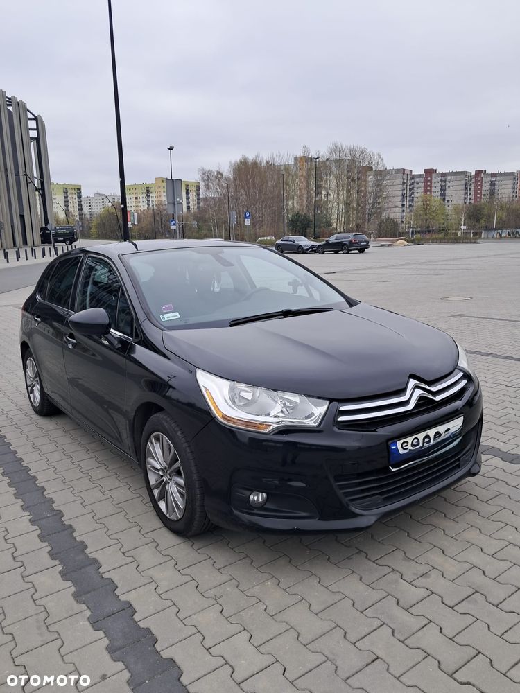 Citroën C4 HDi 110 Attraction - 1