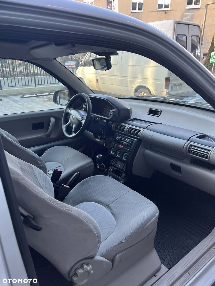 Land Rover Freelander - 12