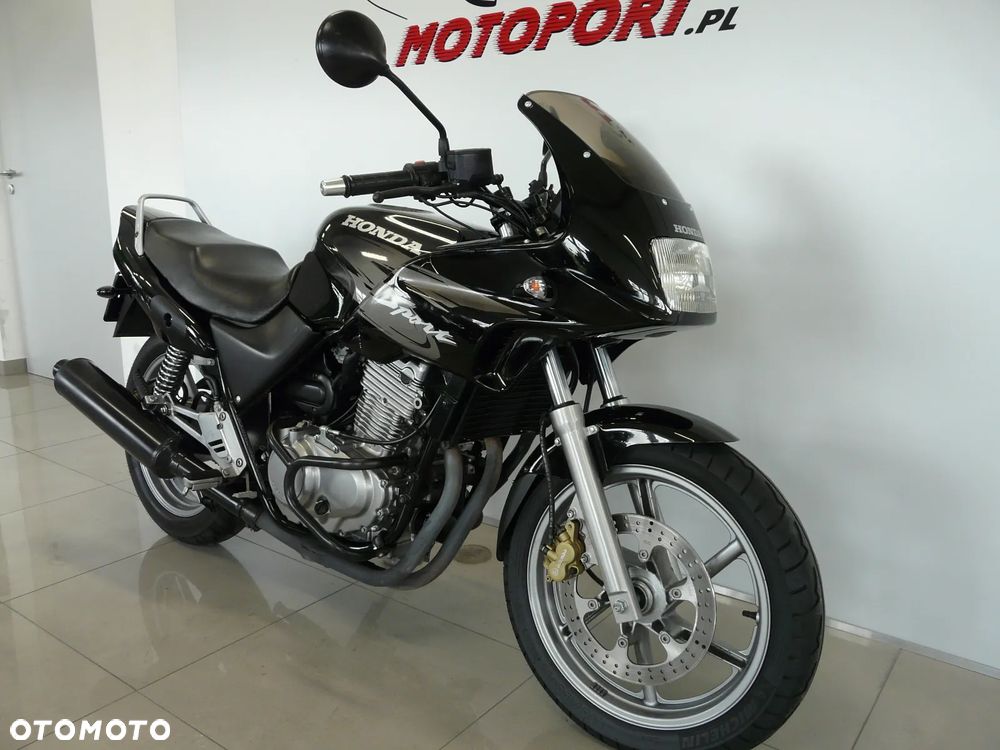 Honda CB - 17