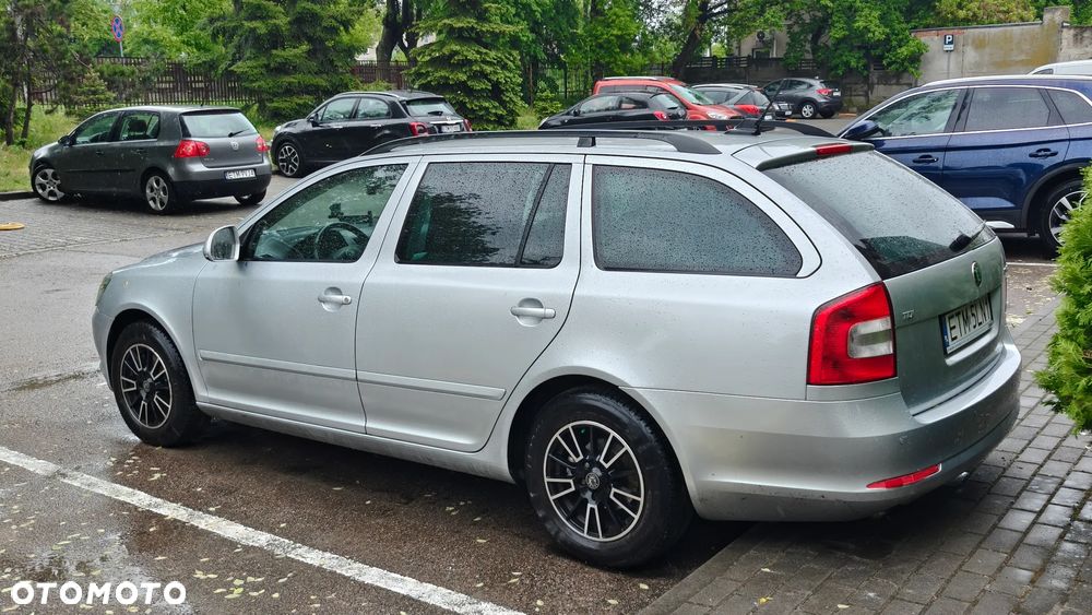 Skoda Octavia 1.6 TDI Ambiente - 1