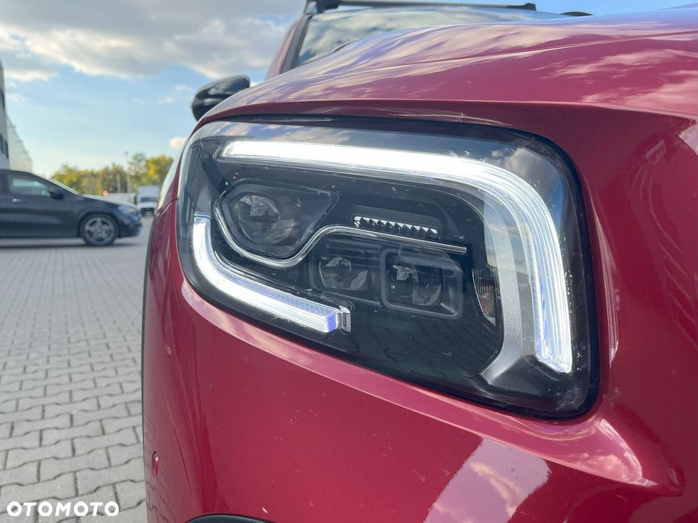 Mercedes-Benz GLB - 38