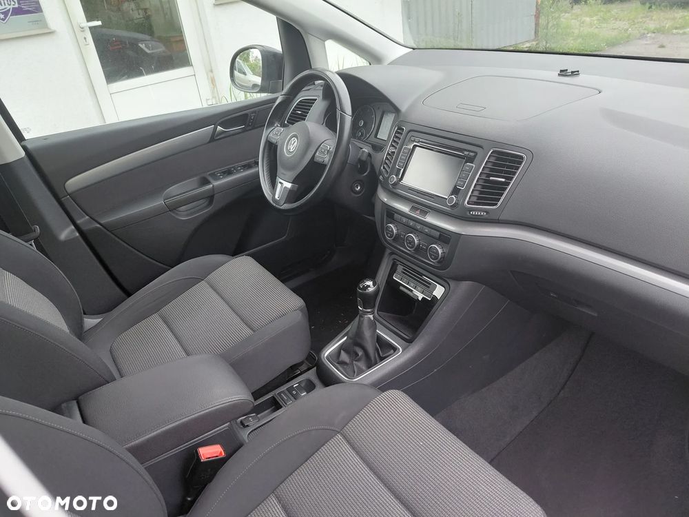 Volkswagen Sharan 2.0 TDI DPF Trendline - 13