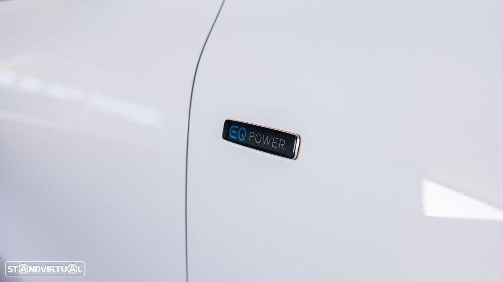 Mercedes-Benz GLA 250 e AMG Line - 27