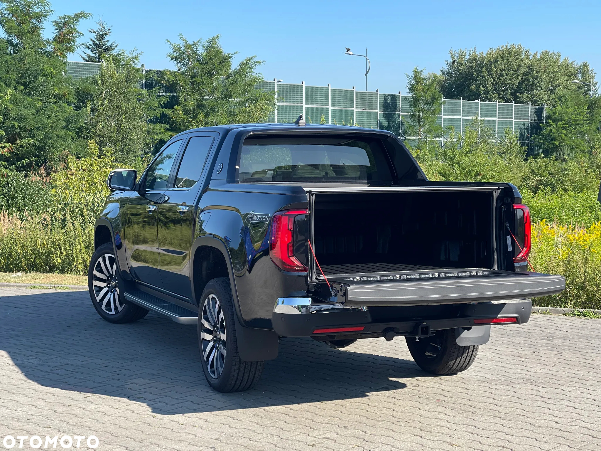 Volkswagen Amarok 3.0 V6 TDI 4Mot Aventura - 6