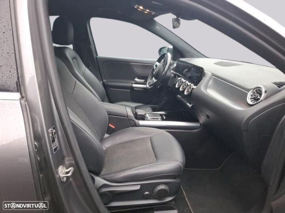 Mercedes-Benz EQA - 5