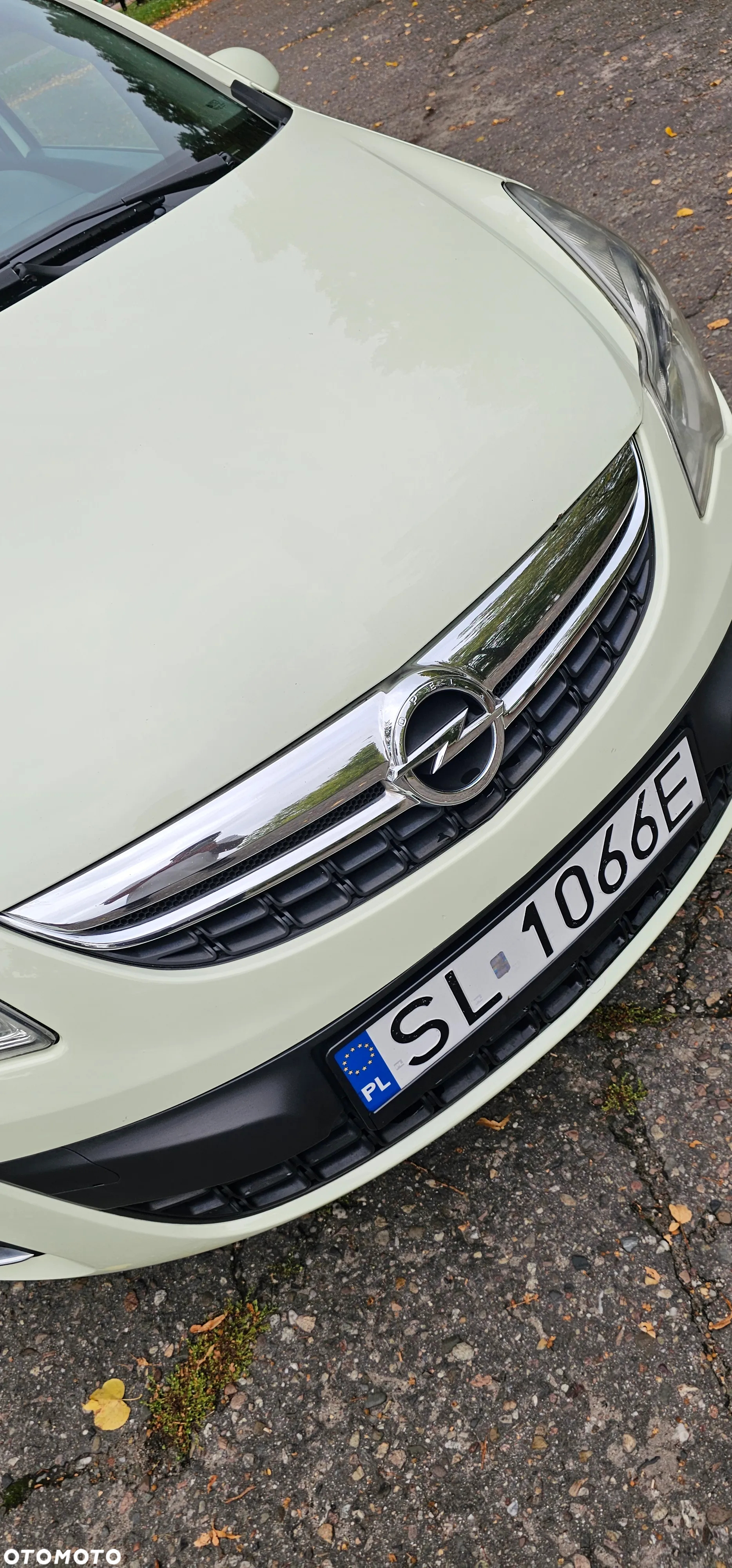 Opel Corsa 1.2 16V 111 - 12