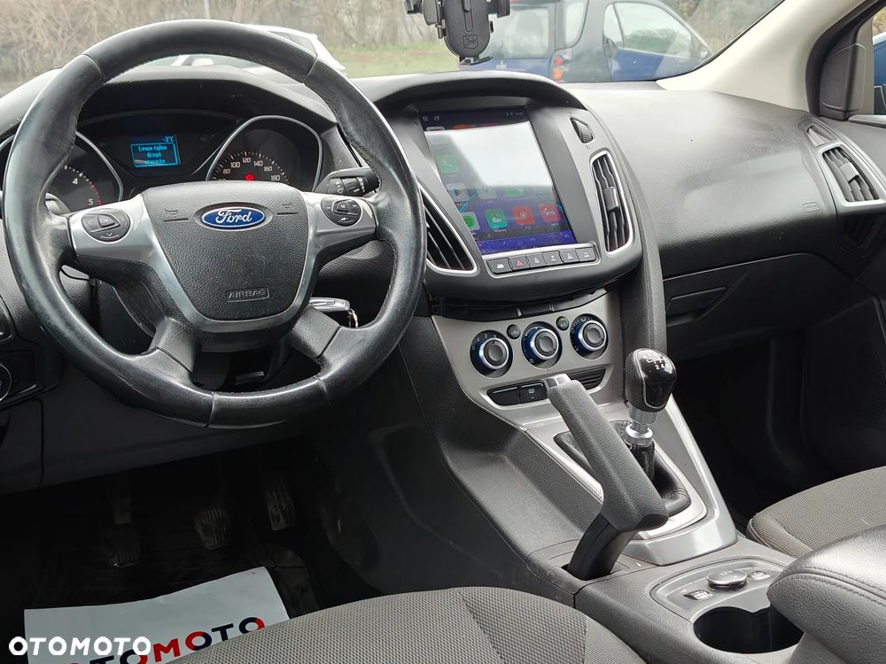 Ford Focus 1.6 TDCi DPF Start-Stopp-System Ambiente - 12