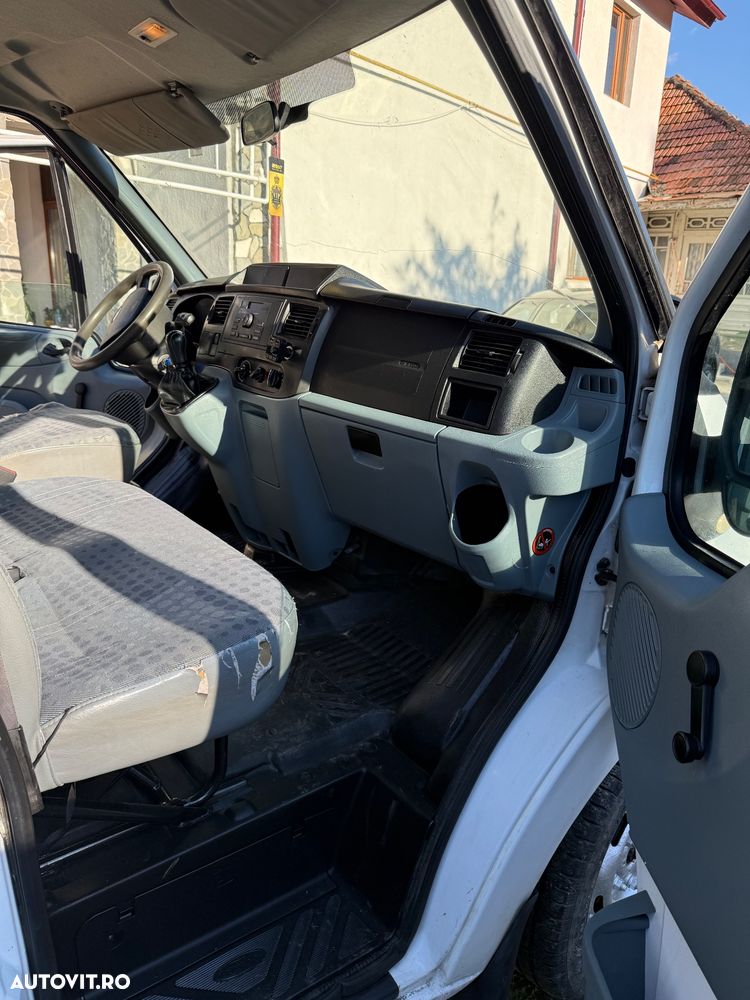 Ford Transit - 10