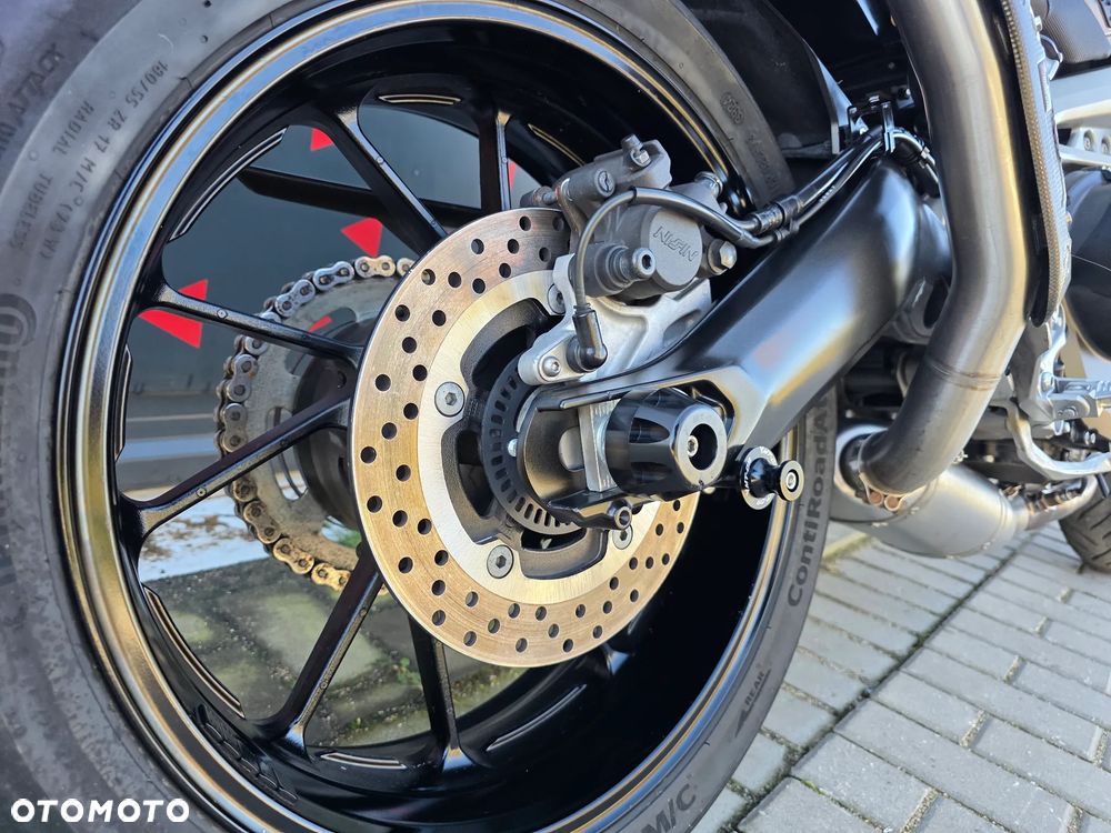 Yamaha MT - 22