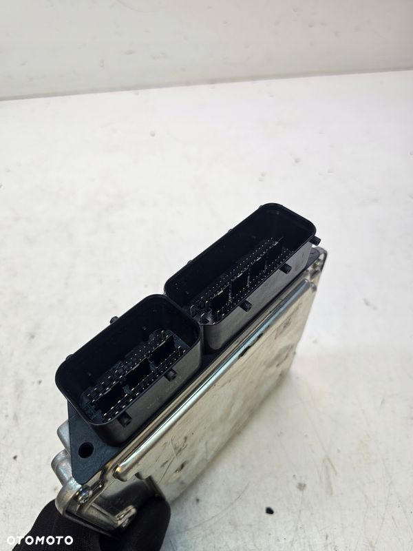 KOMPUTER STEROWNIK SILNIKA AUDI A4 A5 1.8 TFSI 8T0907115A - 3