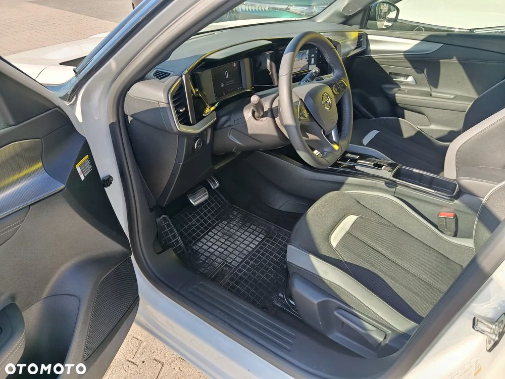 Opel Mokka 1.2 T GS Line Plus S&S - 11