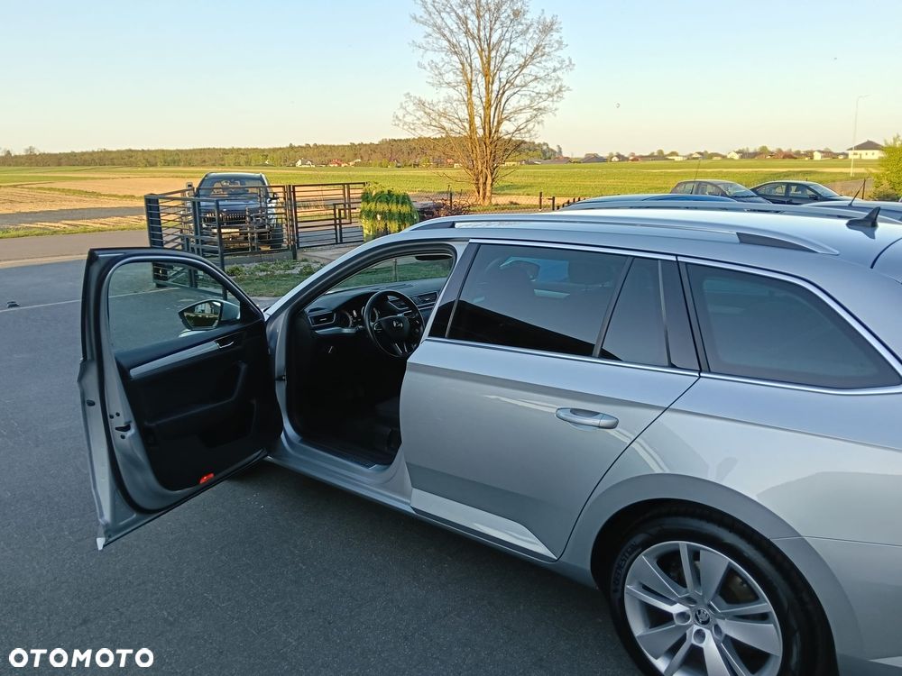 Skoda Superb 2.0 TSI Ambition DSG - 4
