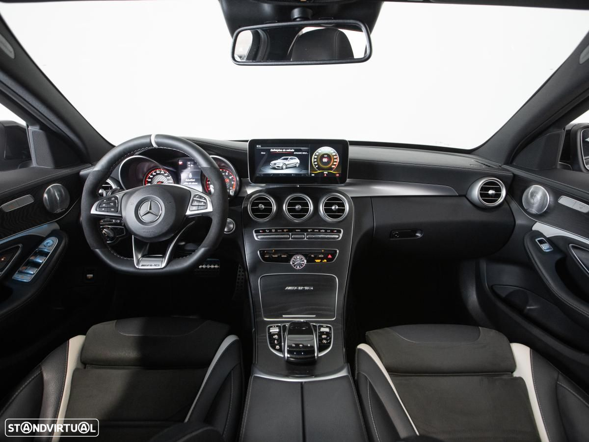 Mercedes-Benz C 63 AMG S - 10
