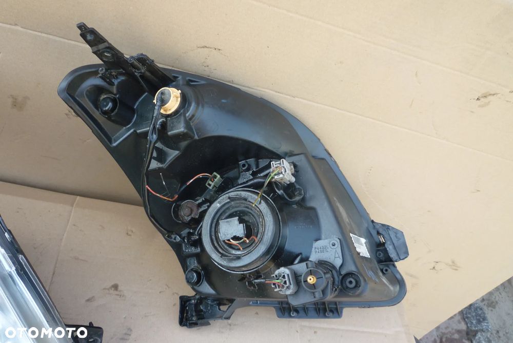 lampa suzuki swift MK6 Stanley Europa - 5