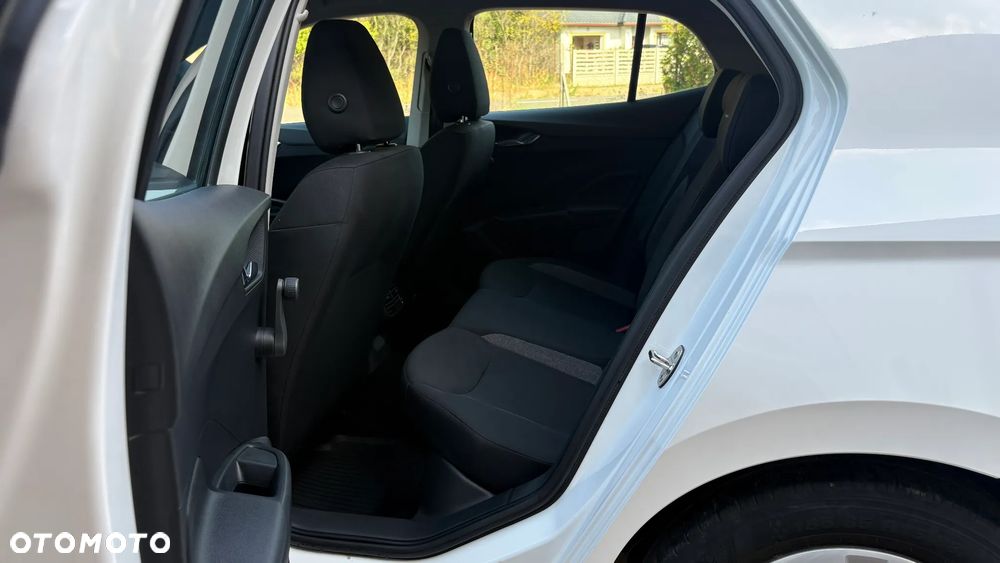 Skoda Fabia 1.0 Essence - 30