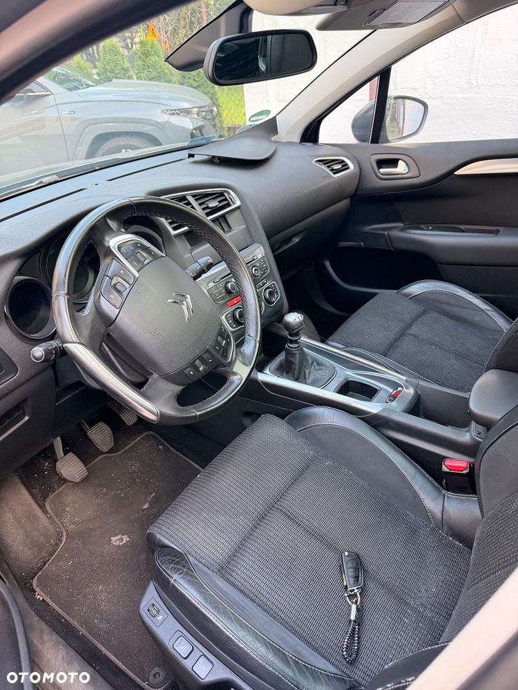 Citroën C4 2.0 HDi Exclusive - 5