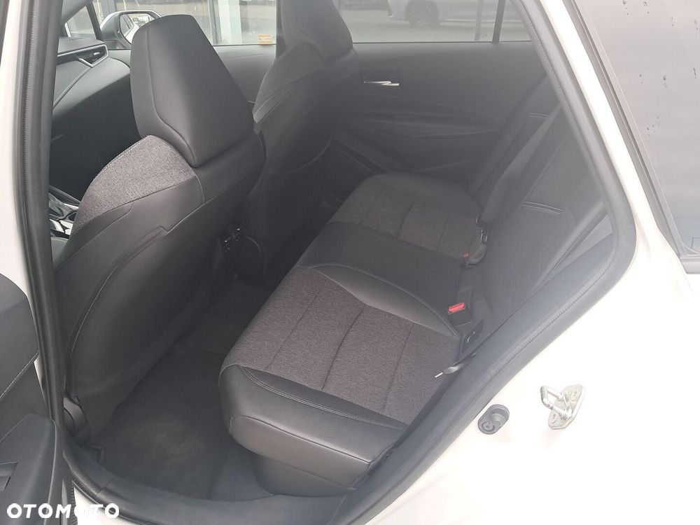 Toyota Corolla 1.8 Hybrid Comfort - 13