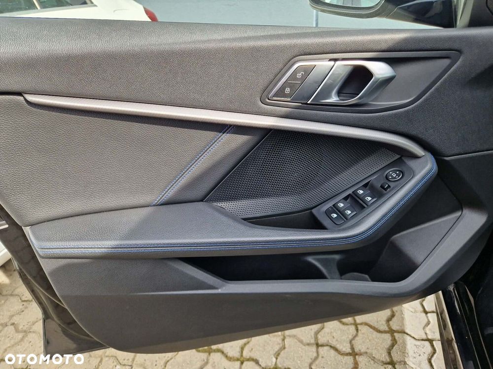 BMW Seria 1 118i M Sport - 27