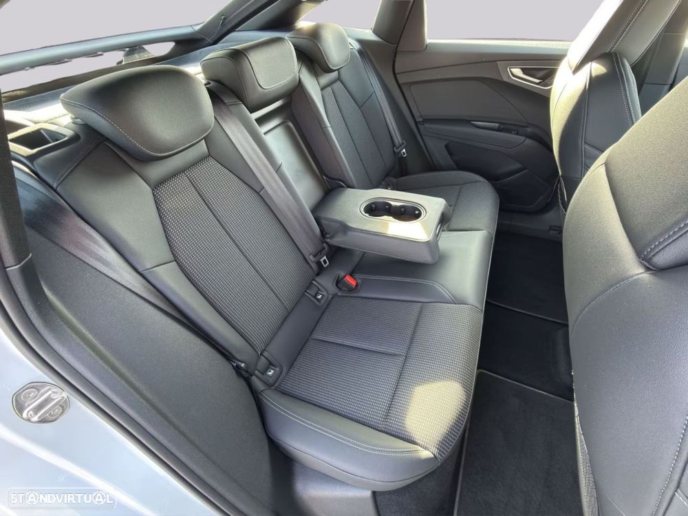 Audi Q4 Sportback e-tron - 12