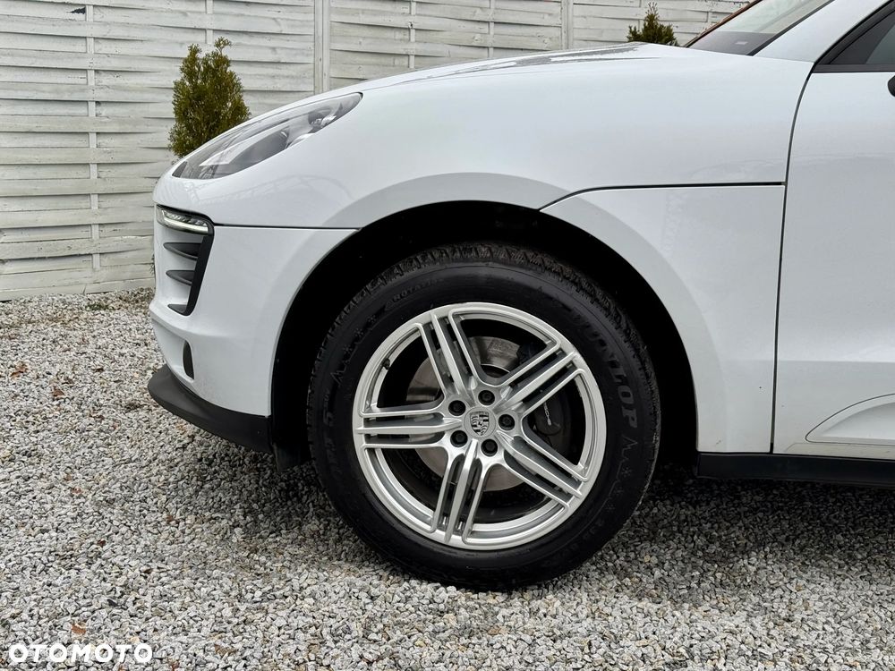 Porsche Macan - 23
