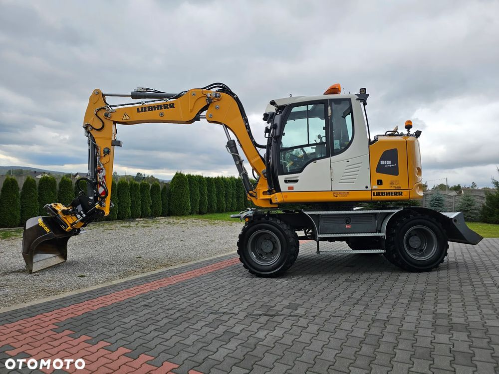 Liebherr A 912 Compact - 2