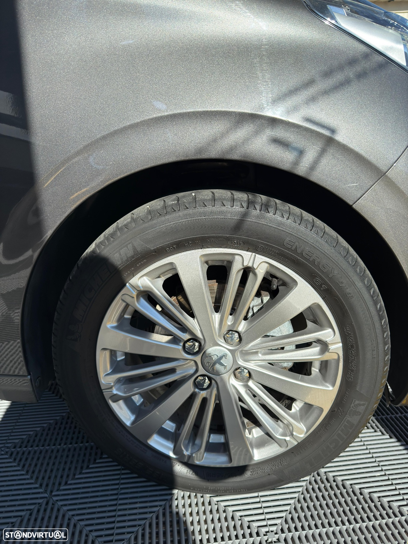 Peugeot 208 82 VTI Allure - 17