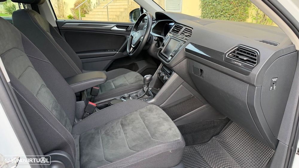 VW Tiguan 2.0 TDI R-Line DSG 4Motion - 37