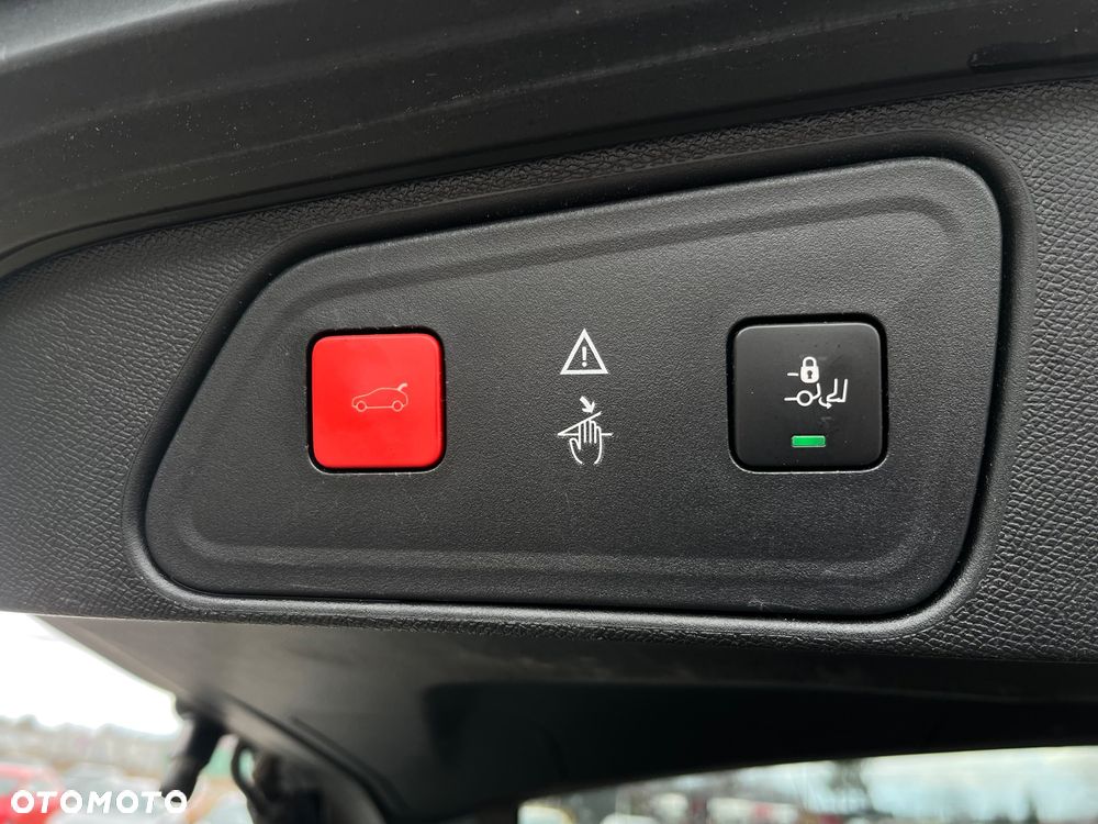 Peugeot 3008 PureTech 130 Stop & Start GPF Allure Business-Paket - 31