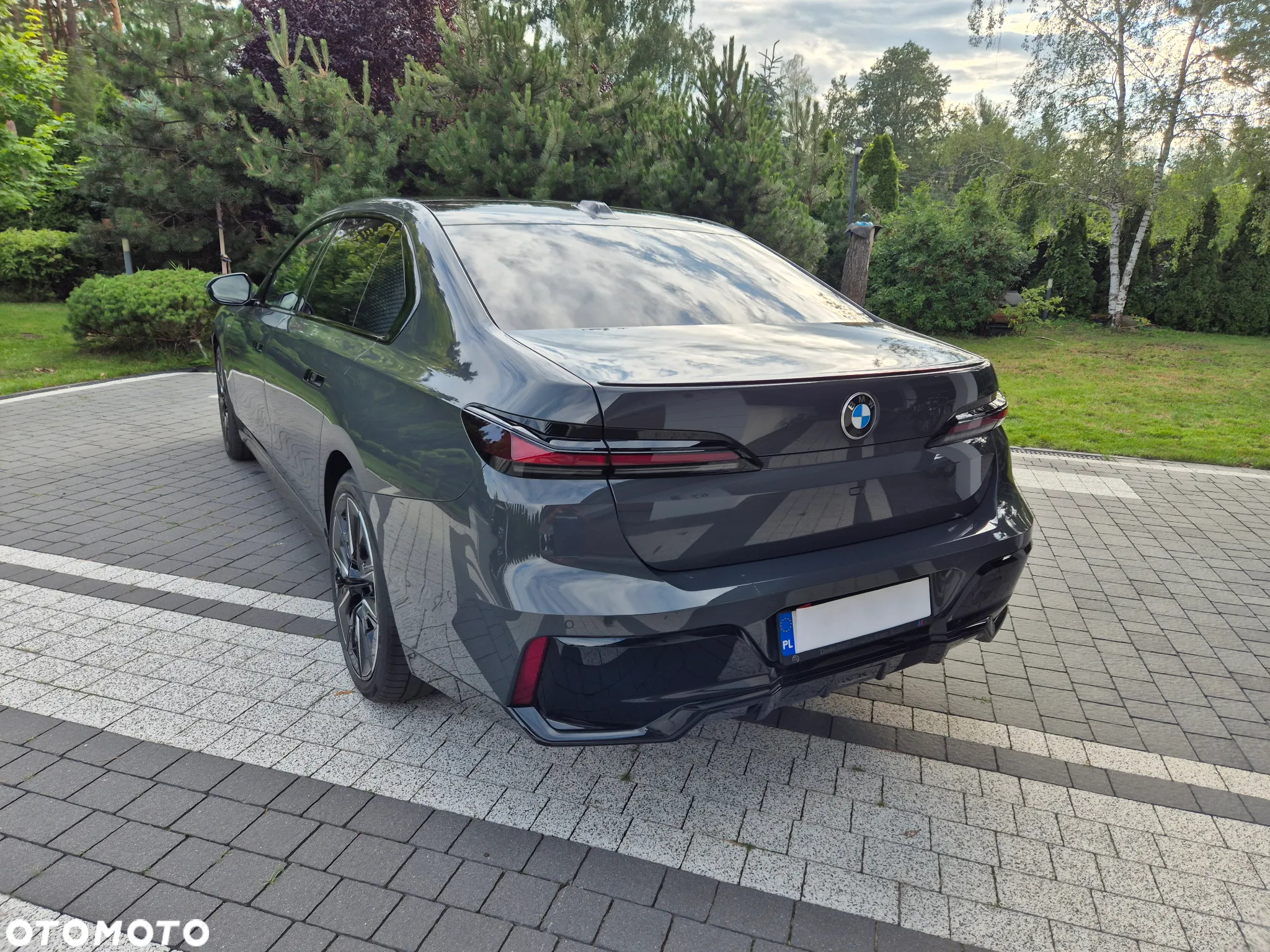 BMW Seria 7 740d xDrive - 13