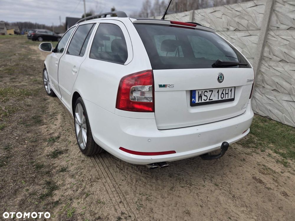 Skoda Octavia 2.0 TDI DPF DSG RS - 7