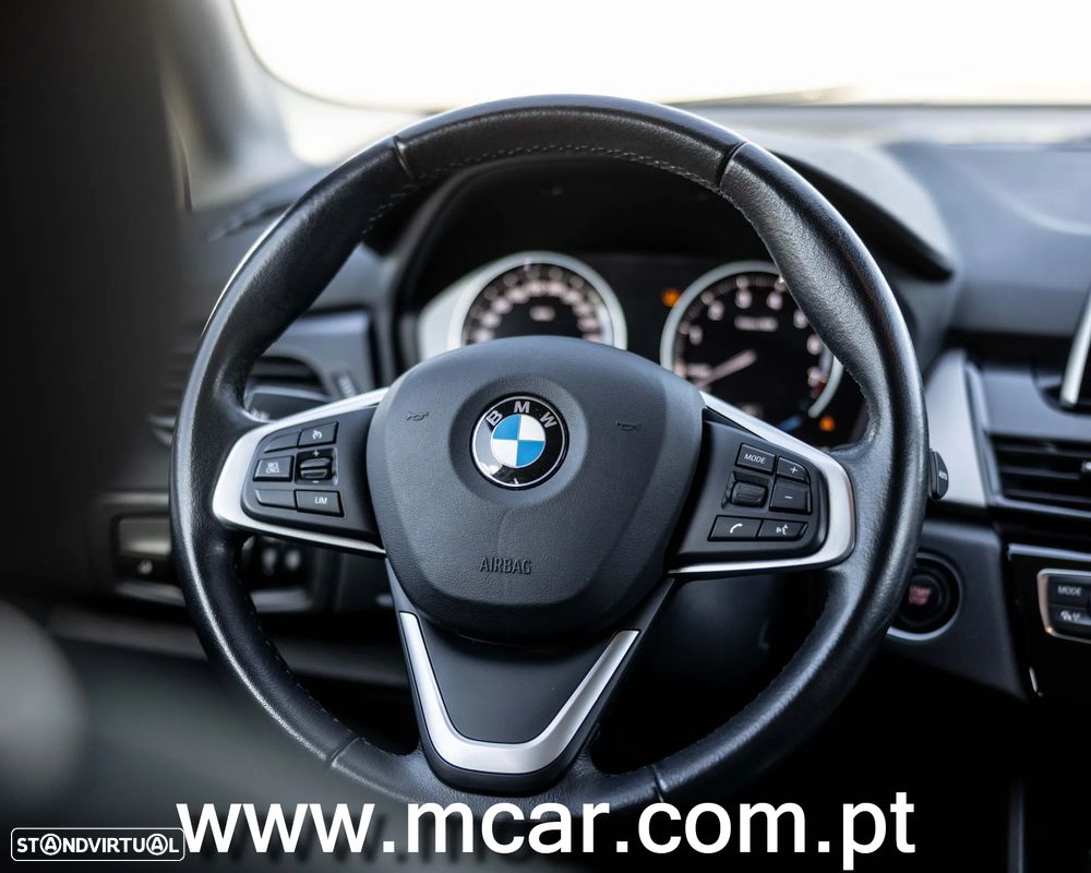 BMW 225xe Active Tourer - 14