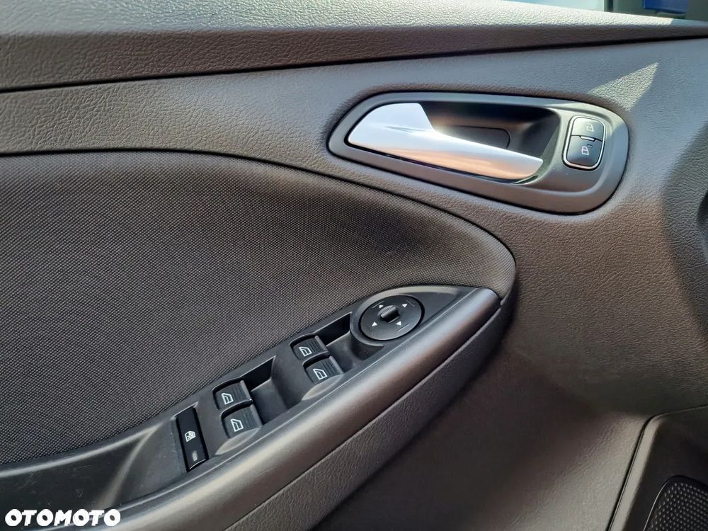 Ford Focus 1.0 EcoBoost SYNC Edition ASS - 11