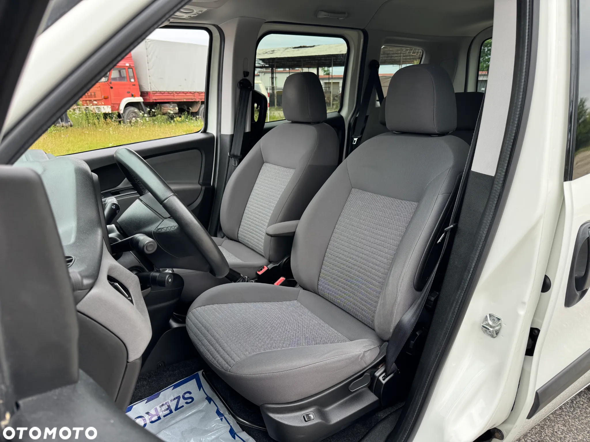 Fiat Doblo 1.4 T-Jet 16V Dynamic - 4