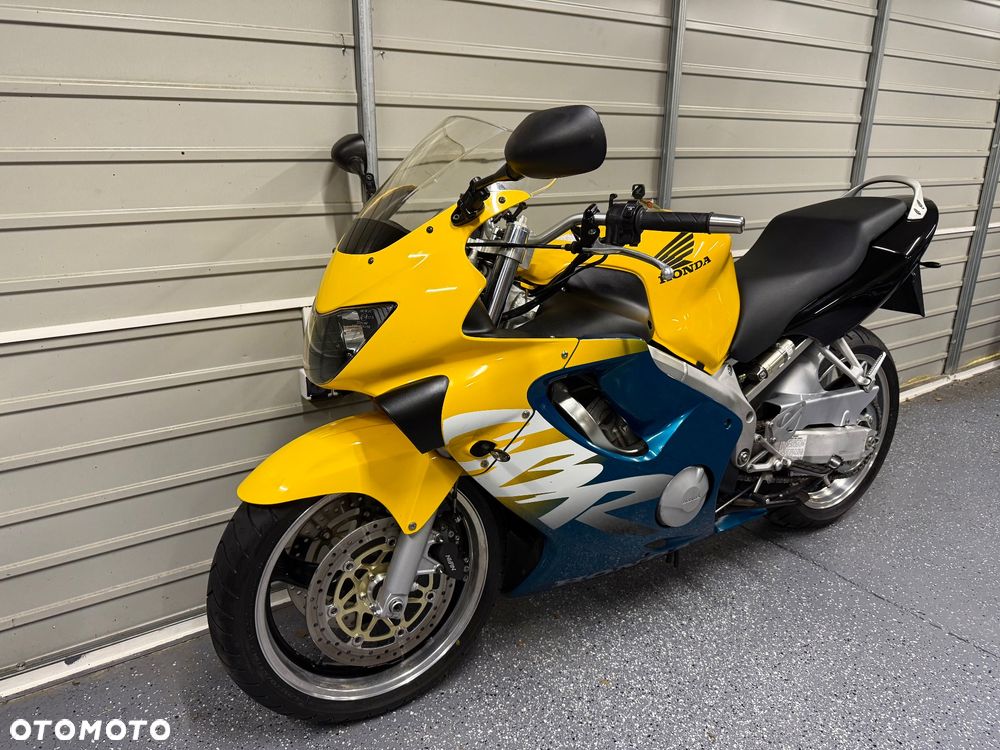 Honda CBR - 10