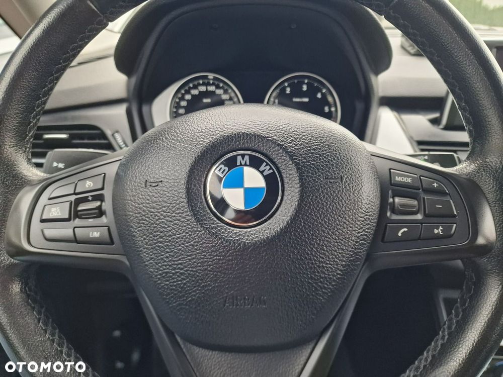 BMW Seria 2 - 33